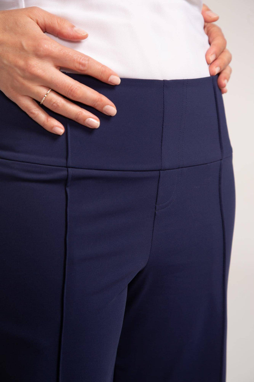 Close up of navy blue Tailored and Trim golf shorts in navy blue