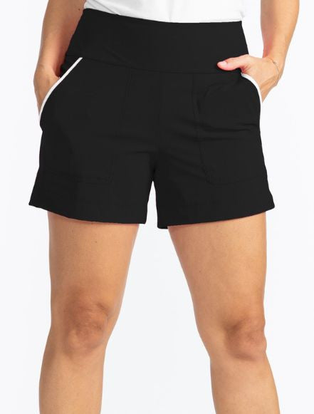 Front view of the Carry My Cargo Golf Shorts in black/white.